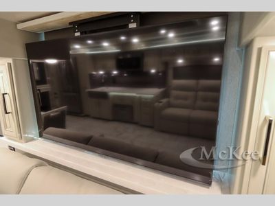 2025 Fleetwood RV Discovery LXE - Photo 39