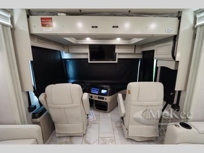 2025 Fleetwood RV Discovery LXE - Photo 26