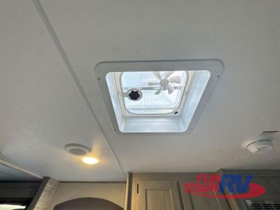 2026 Coachmen RV Catalina Legacy - Photo 30