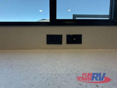 2026 Coachmen RV Catalina Legacy - Photo 46