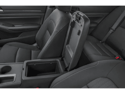 2025 Nissan Altima — photo 11 view