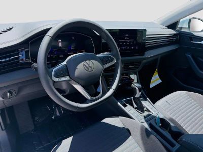 2026 Volkswagen Jetta — photo 9 view