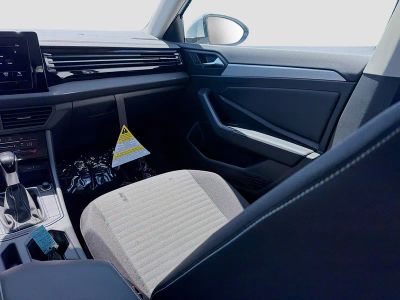 2026 Volkswagen Jetta — photo 18 view