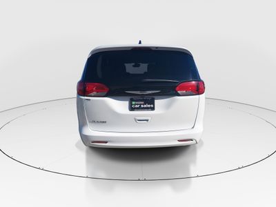 2023 Chrysler Voyager - Photo 6