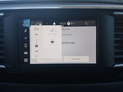 2023 Chrysler Voyager - Photo 18
