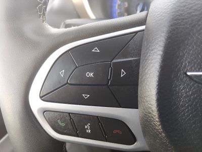 2023 Chrysler Voyager - Photo 13