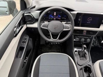 2026 Volkswagen Taos — photo 10 view