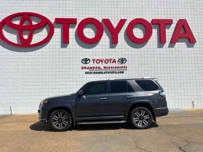 2018 Toyota 4Runner - Photo 3