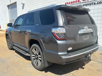 2018 Toyota 4Runner - Photo 4