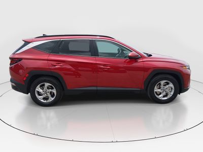 2024 Hyundai Tucson — photo 8 view