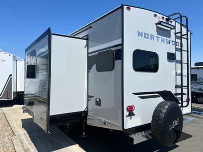 2026 Northwood Arctic Fox Edge - Photo 7