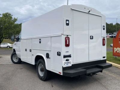 2026 Ford Econoline Cutaway - Photo 5