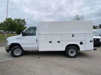 2026 Ford Econoline Cutaway - Photo 6