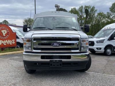 2026 Ford Econoline Cutaway - Photo 8