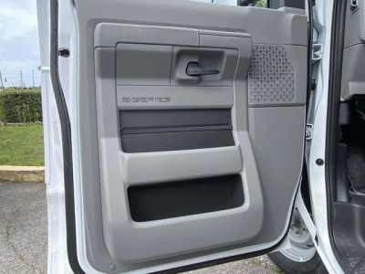 2026 Ford Econoline Cutaway - Photo 11