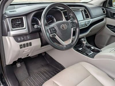 2018 Toyota Highlander - Photo 26