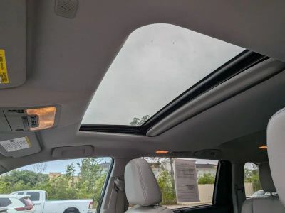 2018 Toyota Highlander - Photo 12