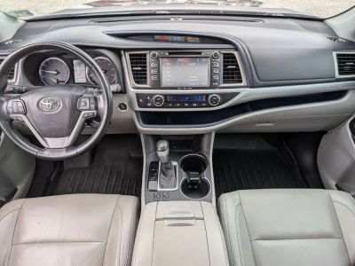 2018 Toyota Highlander - Photo 20