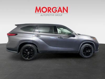2021 Toyota Highlander — side profile view