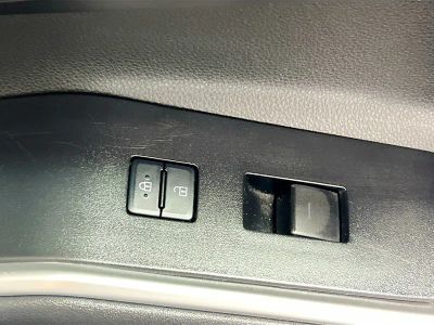 2021 Toyota Highlander — photo 28 view