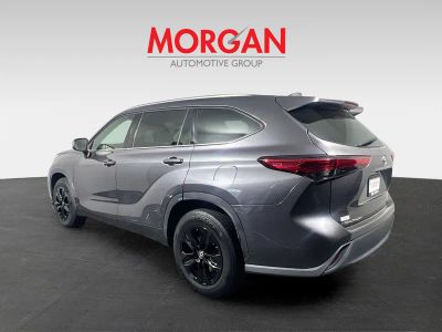 2021 Toyota Highlander — detail view