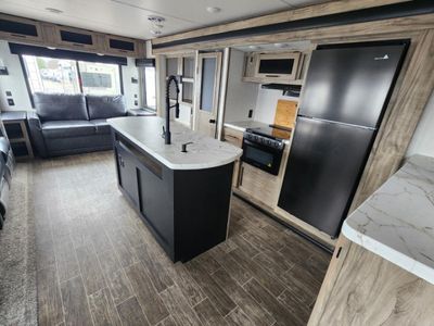 2021 Forest River RV Cherokee Alpha Wolf - Photo 9