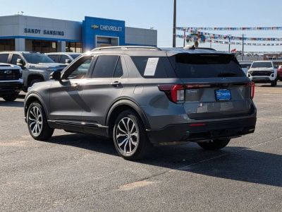 2026 Ford Explorer - Photo 3