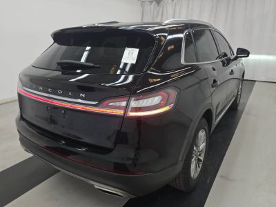 2022 Lincoln Nautilus - Photo 2