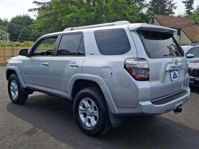 2018 Toyota 4Runner — interior view