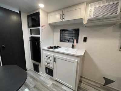 2026 Jayco Jay Flight SLX - Photo 8