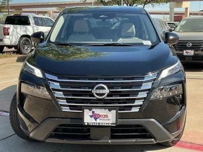2025 Nissan Rogue - Photo 3