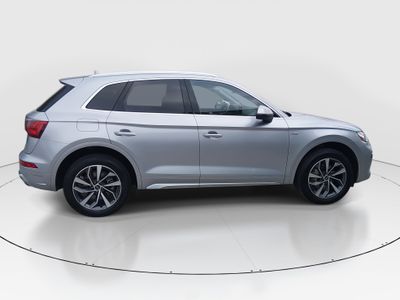 2023 Audi Q5 - Photo 8