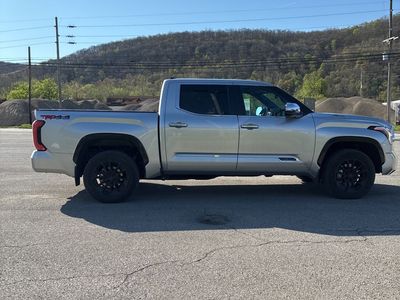 2025 Toyota Tundra Hybrid - Photo 4
