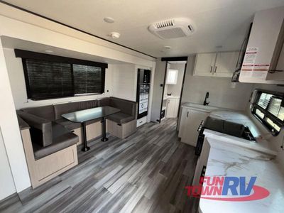 2026 Jayco Jay Flight SLX - Photo 4