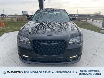 2022 Chrysler 300 - Photo 13