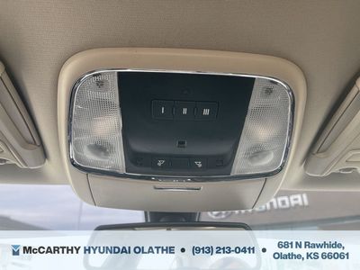 2022 Chrysler 300 - Photo 32