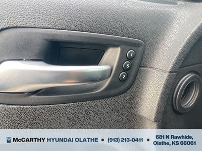 2022 Chrysler 300 - Photo 34