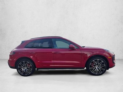 2024 Porsche Macan - Photo 2