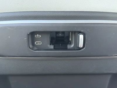 2026 BMW X5 — photo 19 view