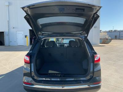 2019 Chevrolet Equinox — photo 17 view