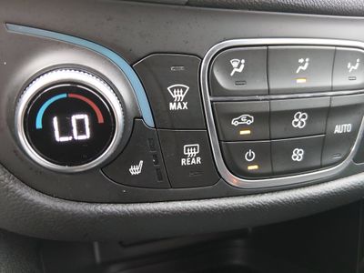 2024 Chevrolet Equinox — photo 18 view