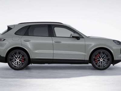 2026 Porsche Cayenne - Photo 6
