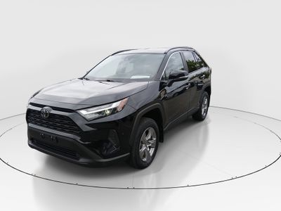 2025 Toyota RAV4 - Photo 3