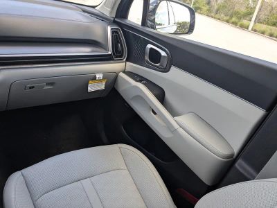 2026 Kia Sorento — photo 23 view