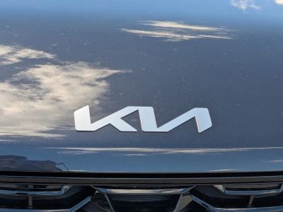 2026 Kia Sorento — photo 13 view