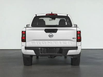 2023 Nissan Frontier — detail view