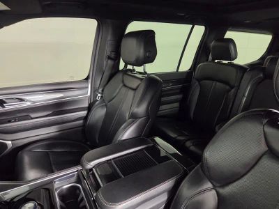 2022 Jeep Wagoneer — photo 22 view