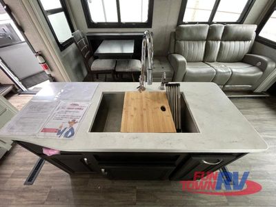 2022 Jayco North Point - Photo 8