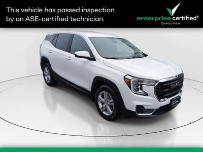 2024 GMC Terrain FWD 4dr SLE — front three-quarter view