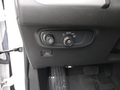 2024 GMC Terrain — photo 13 view